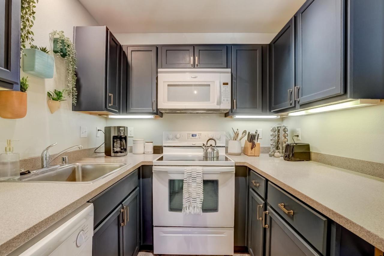 Private Condo Steps From Ski Lift Minutes To Lake Stateline Exterior photo